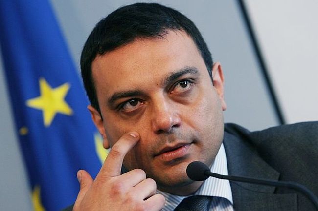 Банките и кандидатите бавят приватизацията на „БДЖ Товарни превози“