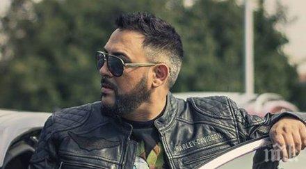 фото бомба пик рапърът устата яхна мотор бона папарашки снимки