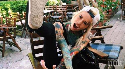 супер известен руски модел пристигна инкогнито варна плава крузенщерн гърция снимки