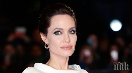 обедня джоли нанесе ново жилище плаща двойно малък наем 000 долара
