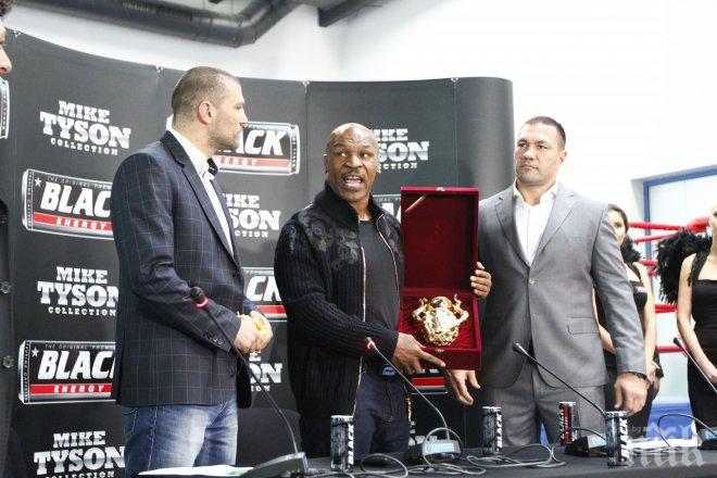 Железният Майк Тайсън с потресаващо разкритие в София: Ако треньорът ми беше казал да убивам, щях да го направя (СНИМКИ/ВИДЕО)