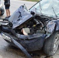 Мъж загина в катастрофа между бус и ТИР край Велико Търново 