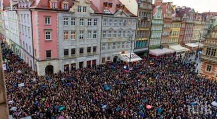 нов протест разтресе полша демонстрациите аборт актьорите недоволстват улицата