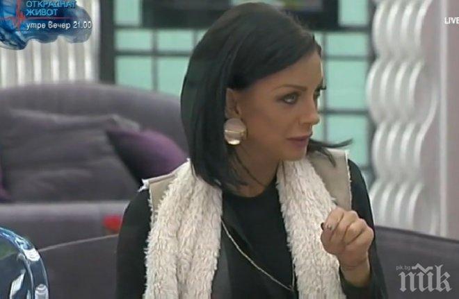 Наследник за пример! Синът на Емануела - отличник