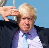 Борис Джонсън призова за протести пред посолството на Русия в Лондон