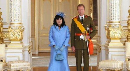 скандалната посланичка оправдава живо изглеждам друг начин съм фотогенична