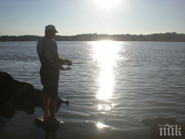 Само за седмица 1777 рибари се уредиха с билети