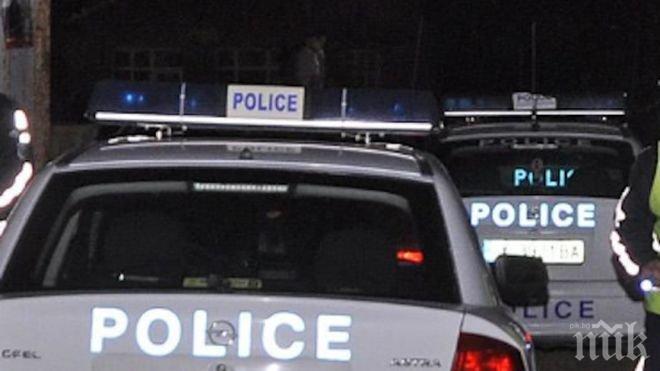 ЕКШЪН В ПЛОВДИВ! Полицаи с качулки натръшкаха трима мъже на земята! Акцията е срещу наркотици