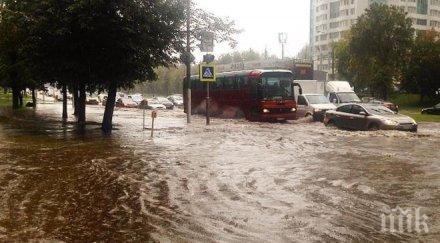 софия превърна гьол силният дъжд спира цели булеварди вода