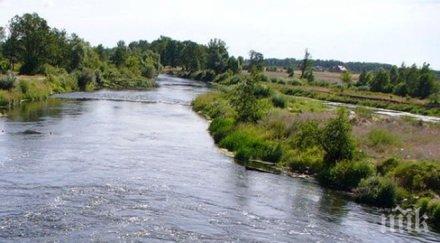 спокойно потоп обещава министър василева