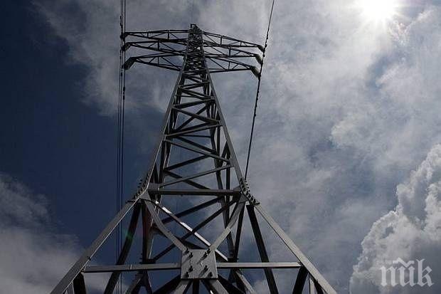 Кошмар в София! Пороят остави два квартала без ток