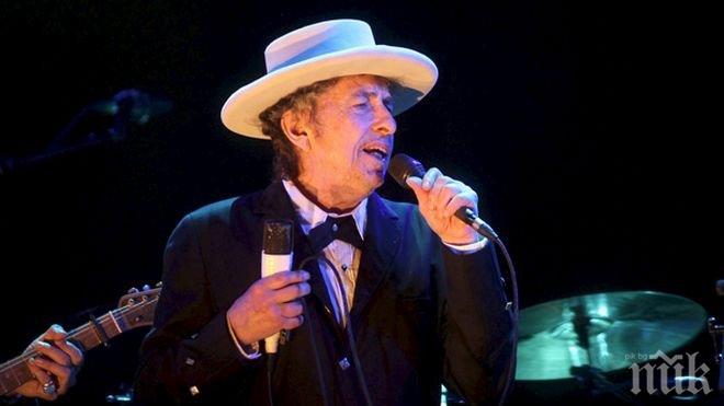 Боб Дилън получи Нобелова награда за литература