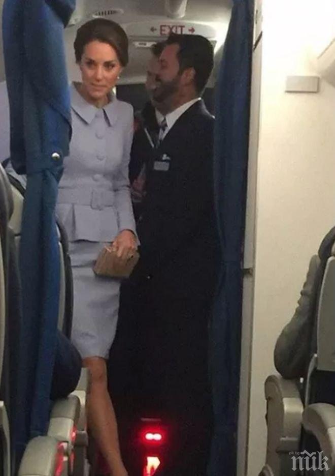 Сред народа! Кейт Мидълтън се прибра в Лондон с обикновен полет на британските авиолинии