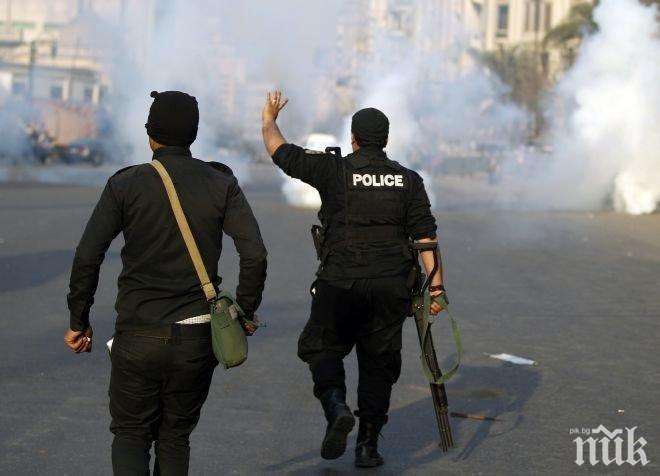 Най-малко девет египетски войници са загинали при нападение в Синай