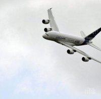 Най-големият пътнически самолет в света каца в София