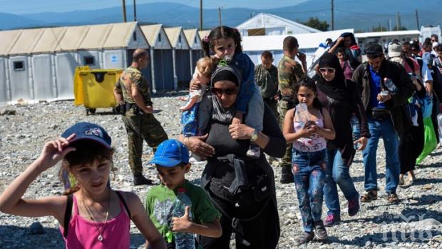 Ето колко получава като помощ сириец с 4 жени и 23 деца в Германия