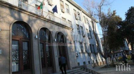 оставиха дявола решетките