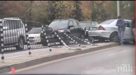 първо пик зверско меле софия мерцедес отнесе новите мантинели бул малинов