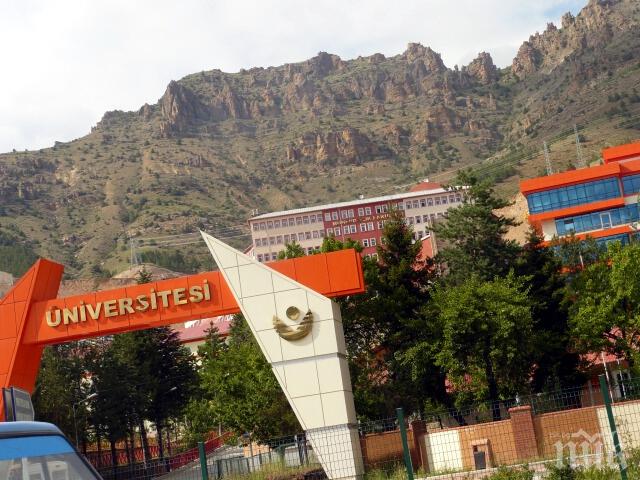 Ловът на вещици в Турция остави университетите без преподаватели