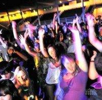 Полицията в Пловдив намери 30 деца сами по баровете през нощта 