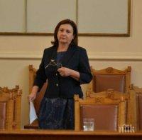 Румяна Бъчварова разкрива пред депутатите ще има ли нови бежански центрове

