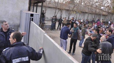 бояново готови протест бежанския лагер
