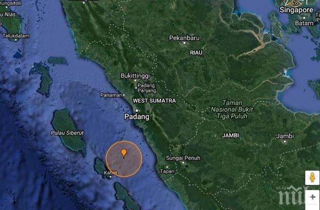 Земетресение с магнитуд 5 по Рихтер разтресе Индонезия