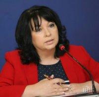 Теменужа Петкова защити Делян Добрев: Той не е имал правомощия да се намесва в случая с 