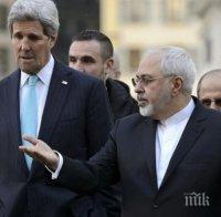 Историческата сделка за ядрена програма на Иран донесе международен приз на Кери и Джавад 