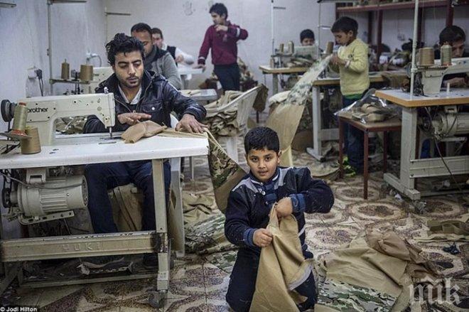ЕКСПЛОАТАЦИЯ! Сирийчета правят дрехи за Великобритания в Турски заводи 