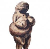 Сервитьор лиши древна мраморна Венера от среден пръст