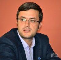 Тома Биков: Патардията с референдума на Слави беше заради подписването на новия договор с Би Ти Ви