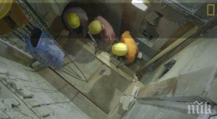 ексклузивно вижте свалят плочата гробницата христос какви тайни крие святото сензационно видео