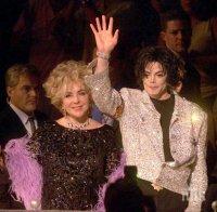 Елизабет Тейлър и Джако пиели чая си с маймуни