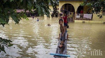 източна малайзия готви тежък дъждовен сезон