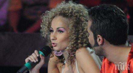 ексклузивно пик симона пейчева остана парфюм благородна кауза гореща снимка