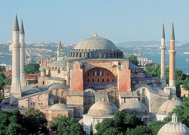 Турция губи главоломно от туризъм