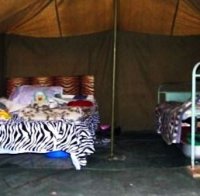 Роми откраднаха арматурата на палатки