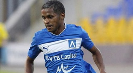 марсиньо търка пейката левски