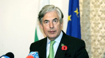 джефри ван орден спре парите българия