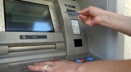 разбиха група източвала банкови сметки