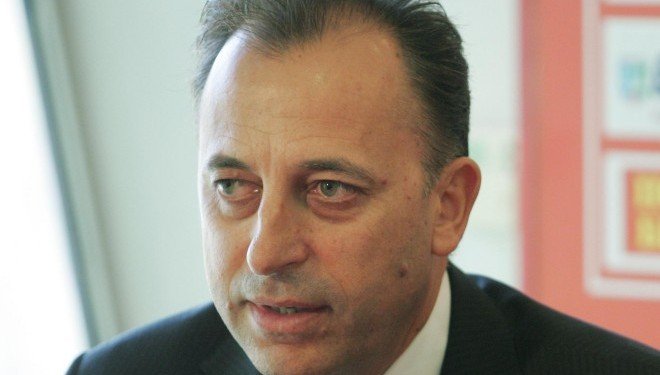 Венци Живков: В България има по-лоши стадиони от нашия, но взимат лиценз