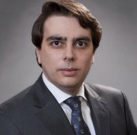 Според Асен Василев ниските цени не гарантират добра икономика