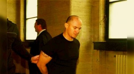 човек таки жалва проблем тестиса