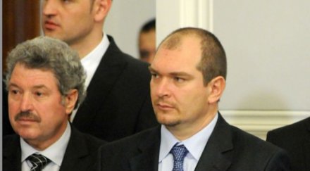 правосъдният министър конете средата реката сменят