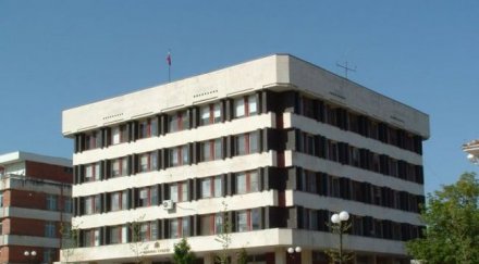 протестиращи атакуваха сградата община средец