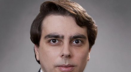 фирмата новия министър икономиката плащала заплати