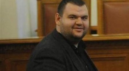 делян пеевски пак следовател смята цацаров