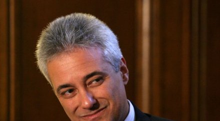 служебното правителство встъпва длъжност