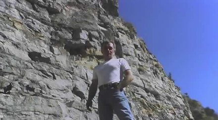 самозапалилият ковач критично състояние